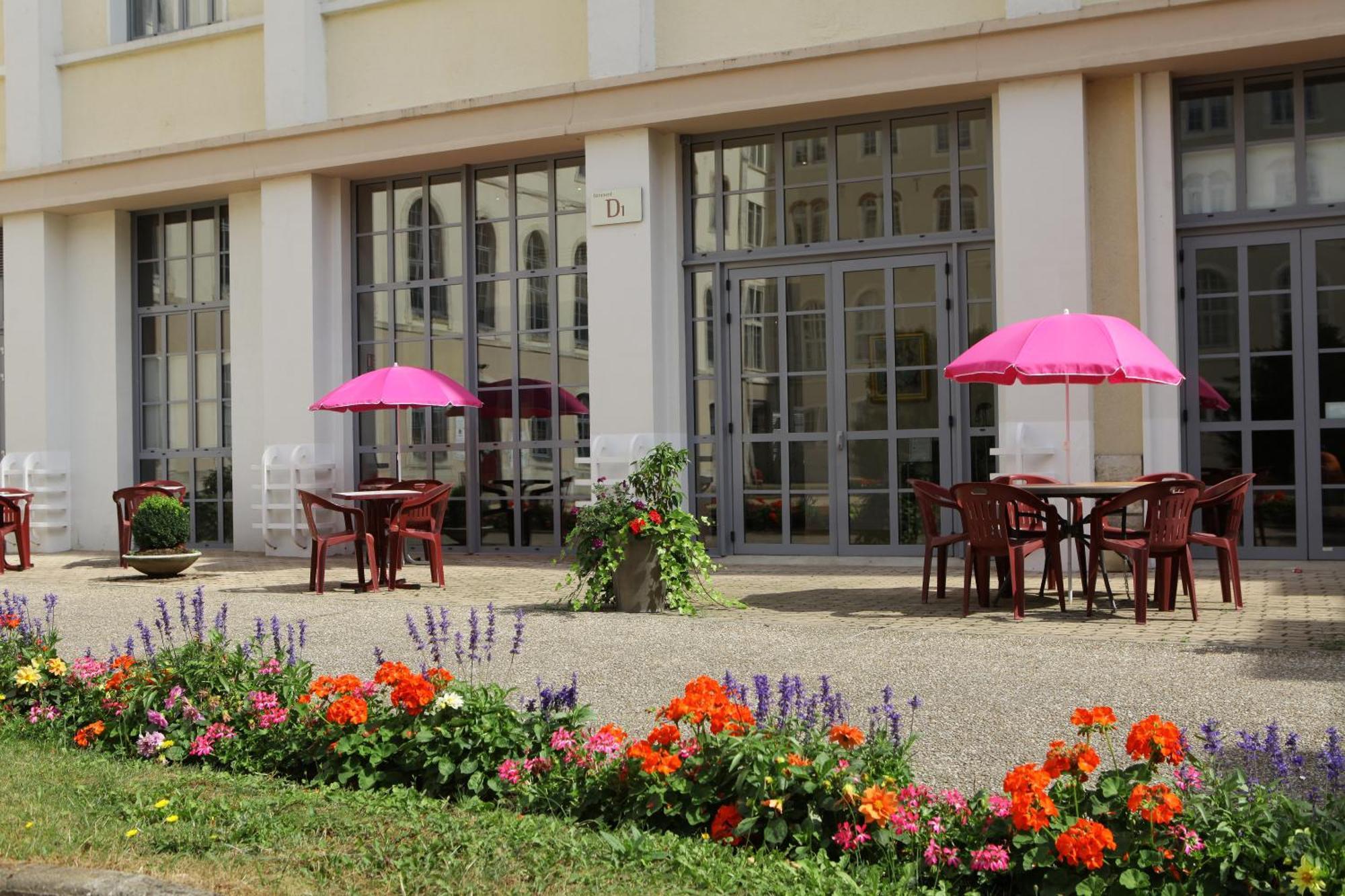 فندق بست ويسترن بلس كولبيرت Châteauroux المظهر الخارجي الصورة